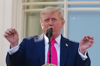 Трампа обвинили в желании облегчить России победу в СВО