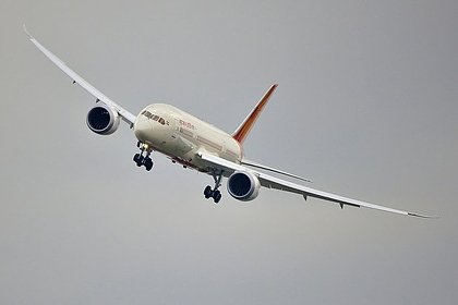 Российский аэропорт вновь приостановил работу