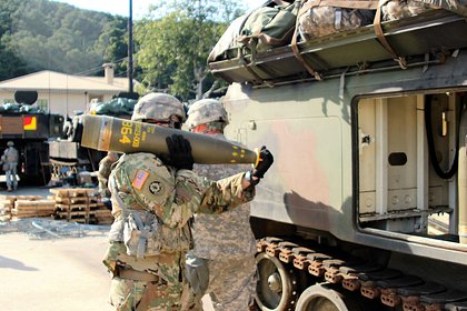В США назвали причину приостановки военной помощи Украине