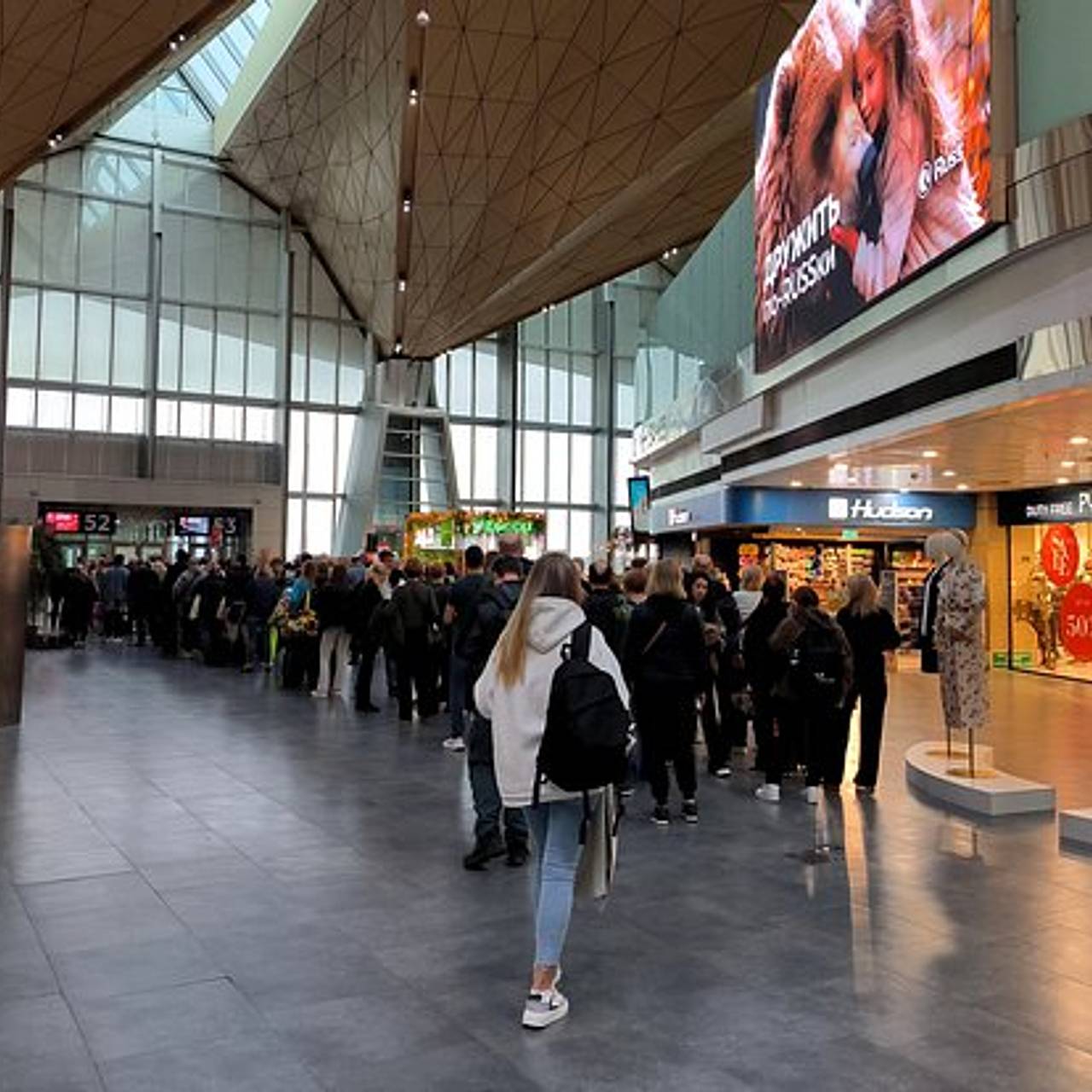 Раскрыта судьба вызвавшей бунт среди пассажиров курилке аэропорта Пулково