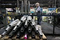 Трамп выразил недовольство действиями Путина по Украине. Он пообещал устроить России «небольшой сюрприз»