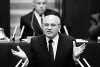 «Украина встанет горой». Горбачев в 1987 году захотел вернуть Крым России. Почему он не пошел до конца? 