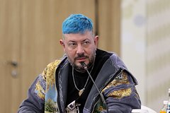 Артемий Лебедев