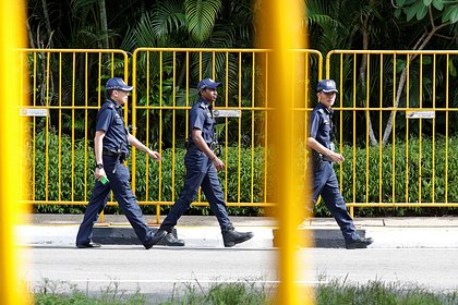 Учительница дважды занялась сексом с 13-летним учеником в своей машине на парковке
