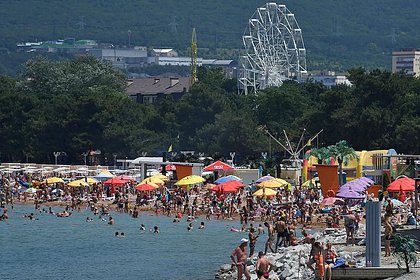 Российский авиаперевозчик возобновляет рейсы в Геленджик