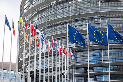 Британия и ЕС отложили отправку военных на Украину