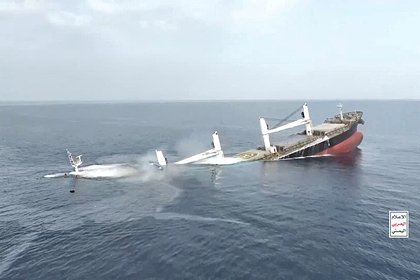Суда придумали необычный способ защиты от атак хуситов в Красном море