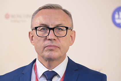 Российский посол заявил о стремлении Запада сохранить контроль над морскими маршрутами
