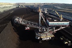 Угольщики и лесопромышленники России заявили о кризисе. Их предприятия массово закрываются. Что стало причиной?