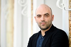 Роберто Савиано