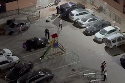 Неизвестные на «Приоре» открыли стрельбу по дагестанскому бойцу ММА. Он получил пять ранений, но выжил