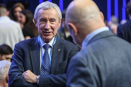 Стало известно о возможном уходе критикующего Запад сенатора из Совета Федерации