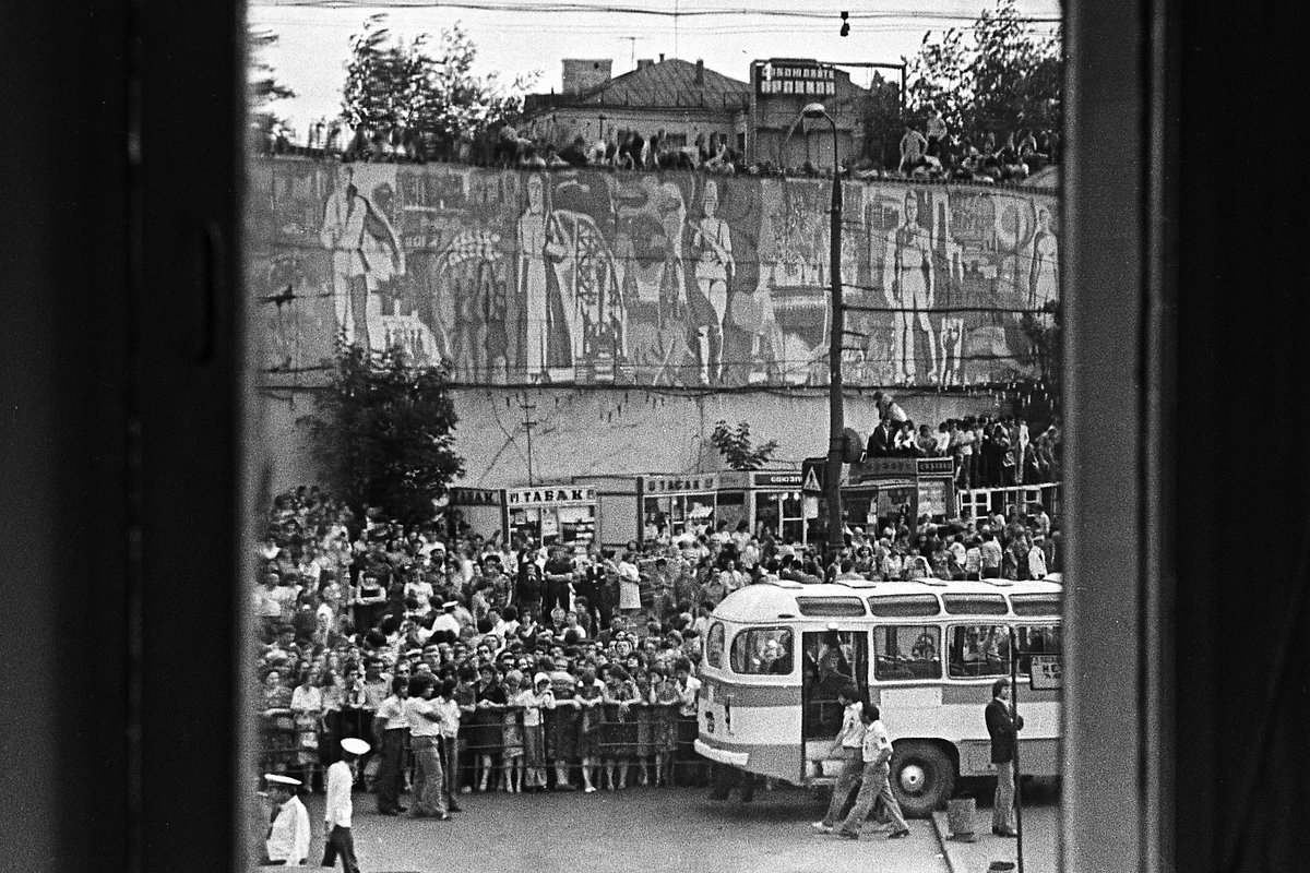 Прощание с Владимиром Высоцким у здания Театра на Таганке, 28 июля 1980 года