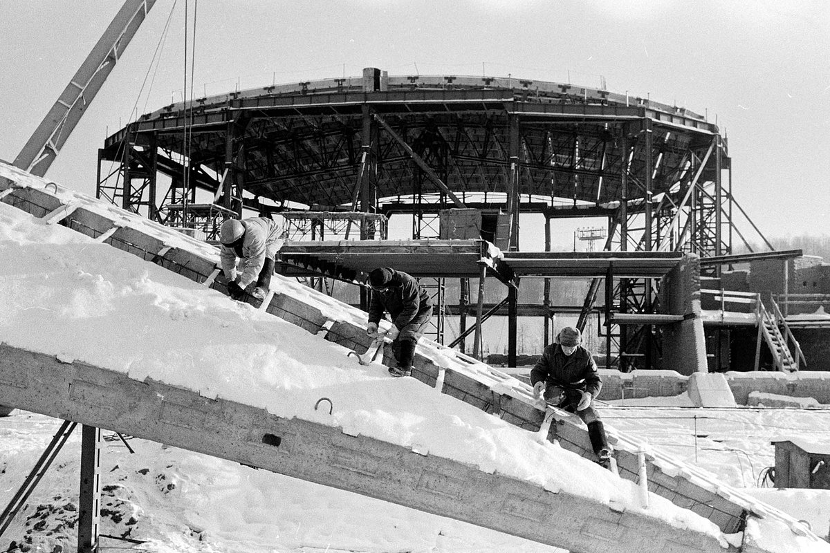 Возведение Большой спортивной арены спорткомплекса «Лужники», 12 января 1978 года