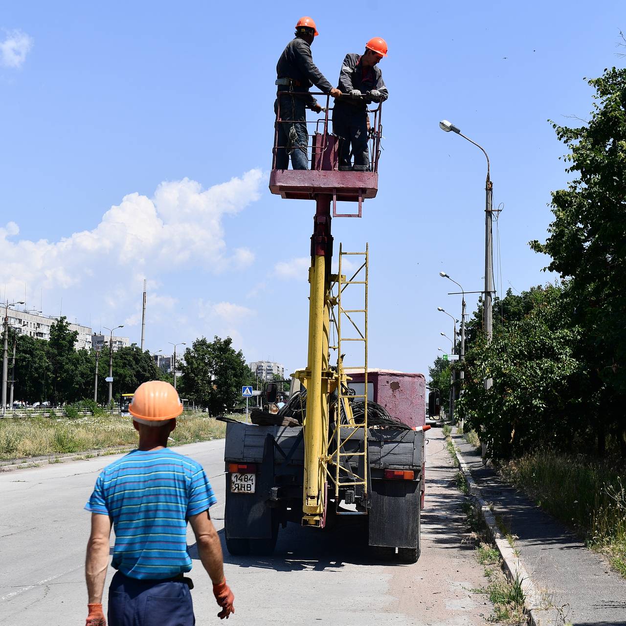 В Запорожской области началось поэтапное восстановление электроснабжения