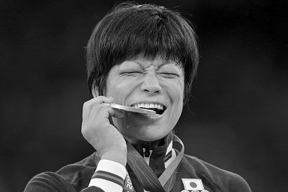 Восьмикратная чемпионка мира по борьбе умерла в 44 года
