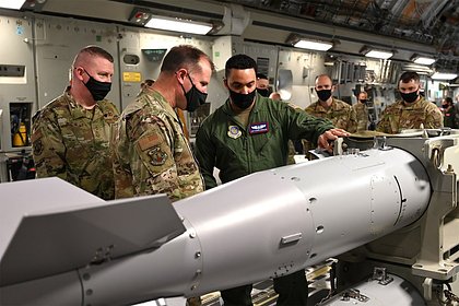 США впервые за 17 лет разместили ядерные бомбы в одной стране