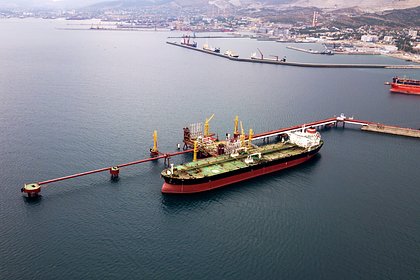 Россия запретила иностранным танкерам загружаться в черноморских портах