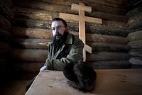 Скандальный бизнесмен-христианин Стерлигов говорит, что разорен. Он просит денег и называет РПЦ еретиками, а верующих — лохами