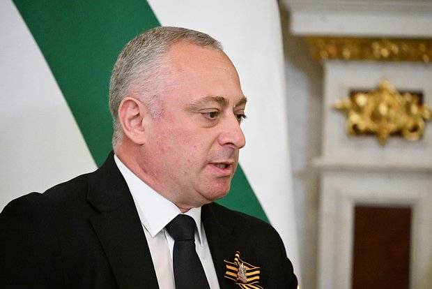 Бадра Гунба