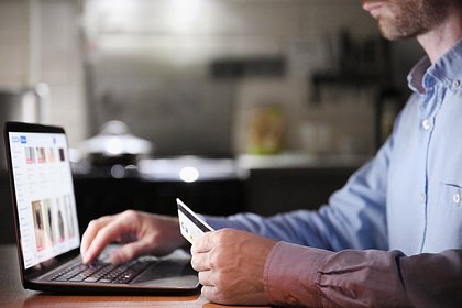 В России опровергли запрет продажи товаров «18+» без биометрии