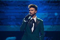 Панайотов рассказал о жизни с женой в разных квартирах 