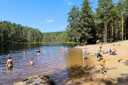 Врач рассказал об опасности купания детей в открытых водоемах