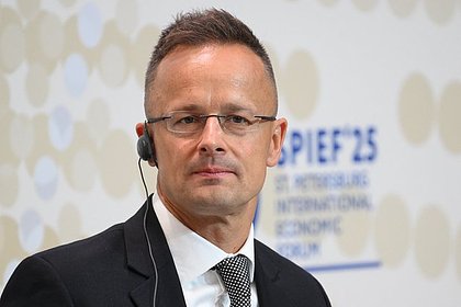 МИД Венгрии выразил надежду на урегулирование конфликта на Украине за 50 дней