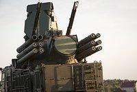«Беспрецедентная атака». Беспилотники ВСУ совершили массированный налет на Ленинградскую область, погиб мужчина 