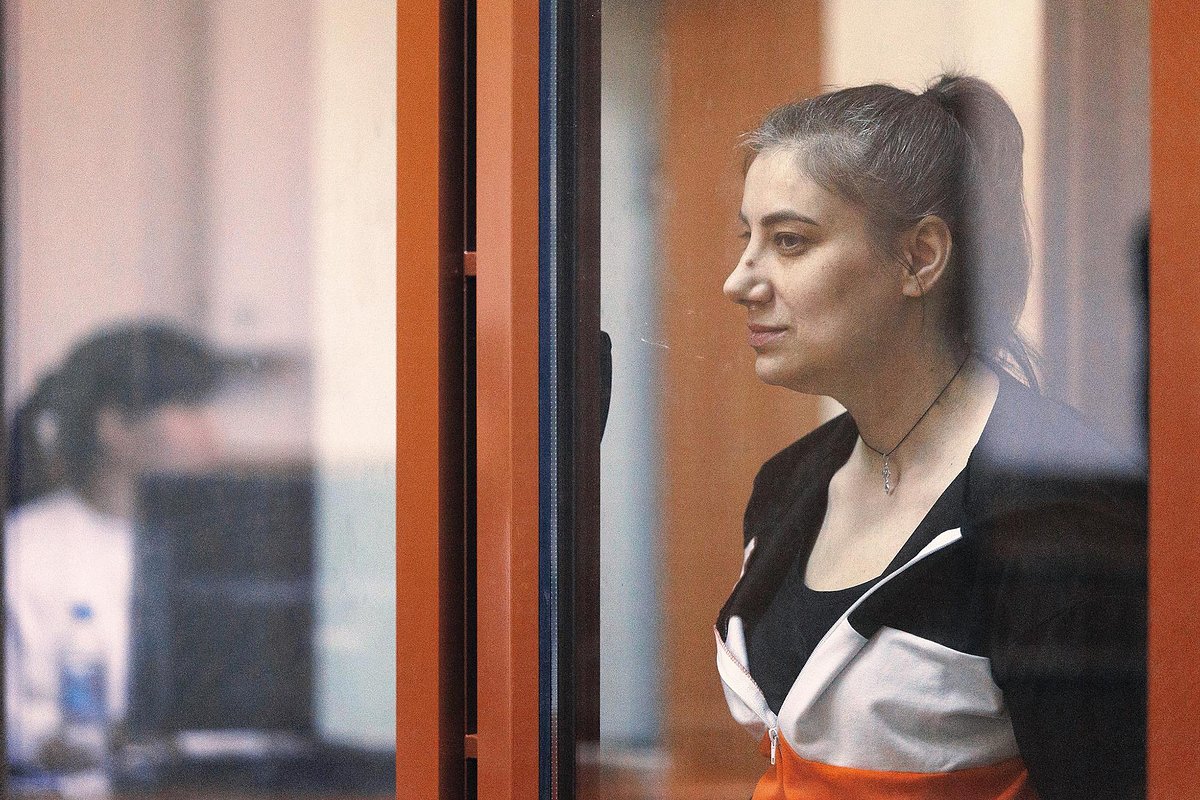 Вероника Наумова в зале суда