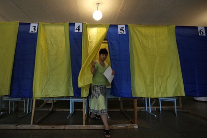 На Украине отказались проводить выборы до конца года