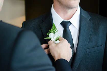 Неожиданное признание на свадьбе разрушило 15-летнюю дружбу парня и девушки