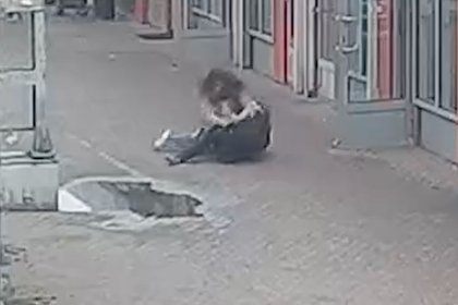 Россиянка повалила ограбившего ее иностранца и попала на видео