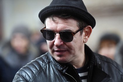 Выступивших с украинской группой российских артистов призвали проверить