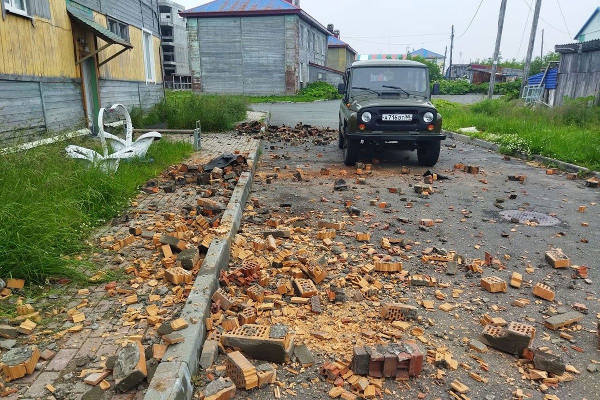 В Северо-Курильске во время сильнейшего землетрясения развалились печные трубы