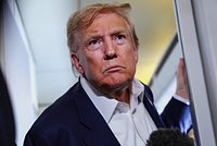 «Не знаю, повлияет ли это на Россию». Трамп засомневался в эффективности стратегии против Москвы. Почему?