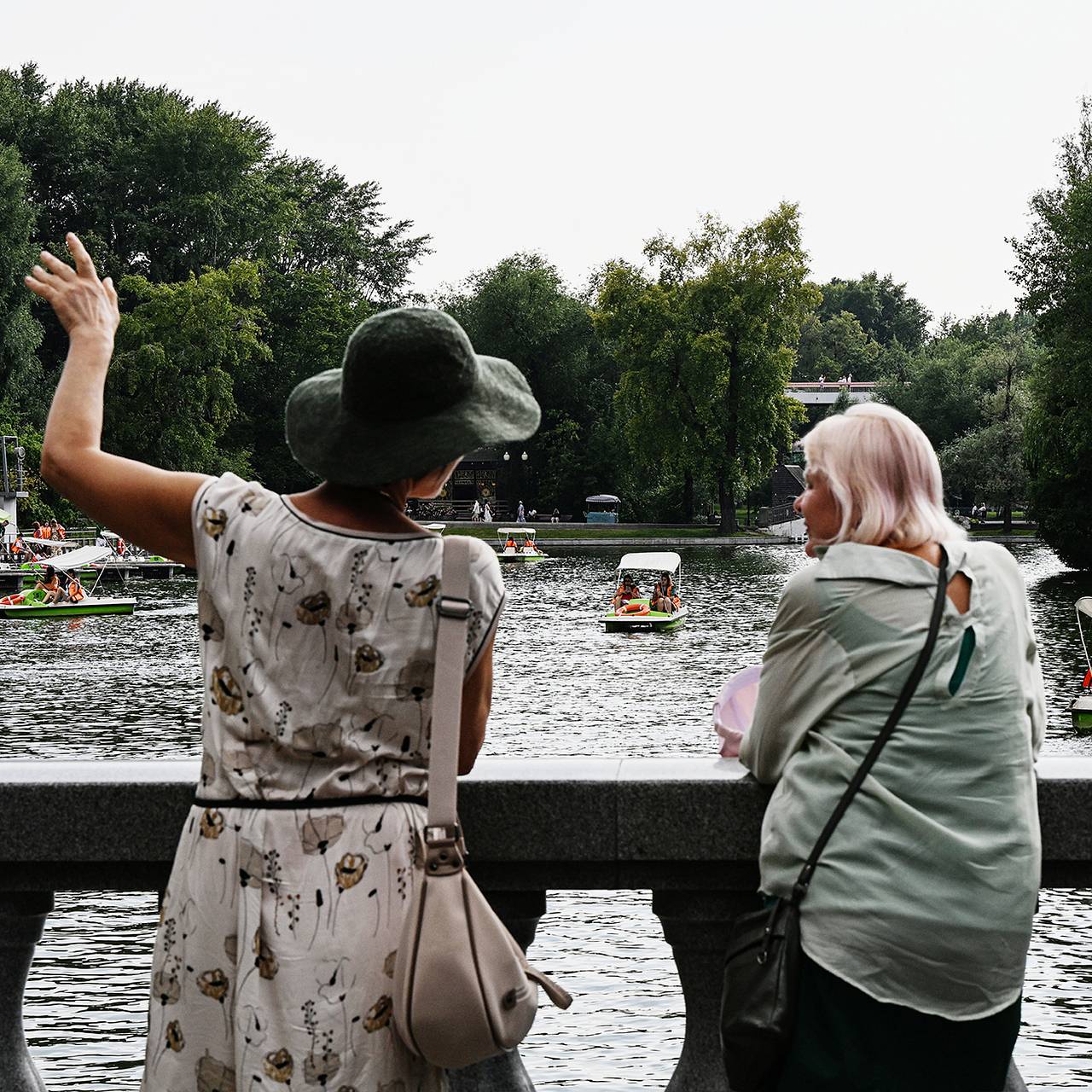 &laquo;Уровень жизни в России выше&raquo;. Что удивляет россиян, которые пожили за границей и вернулись на родину?