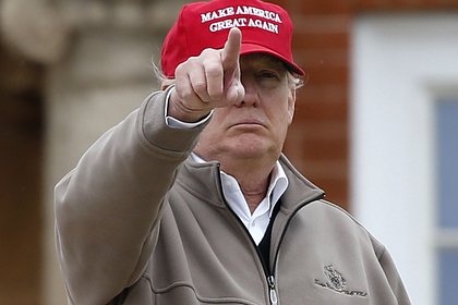В США призвали возродить «великий американский автомобиль» фотографией Трампа у «Жигулей»