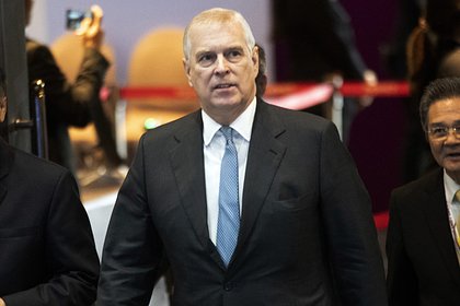 Стало известно о скандальных вечеринках британского принца с 40 девушками