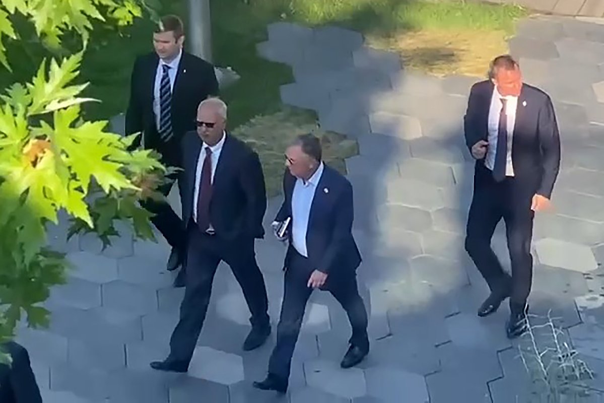 Спецпосланник президента США Стивен Уиткофф и спецпредставитель президента России по экономическому сотрудничеству с зарубежными странами Кирилл Дмитриев в парке «Зарядье», Москва, Россия, 6 августа 2025 года