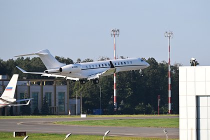 Предполагаемый самолет спецпосланника США вылетел из Москвы
