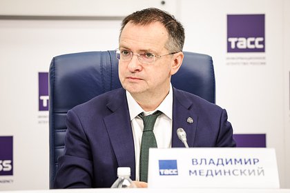 Мединский нашел Мединского среди пленных украинцев