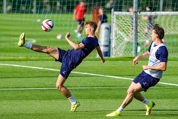 Тренировка национальной сборной России по футболу