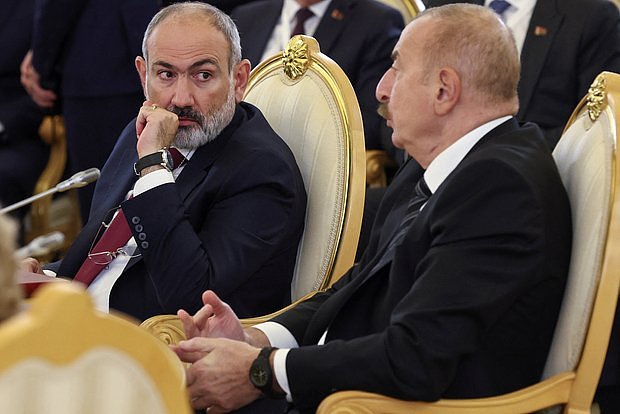 Никол Пашинян и Ильхам Алиев