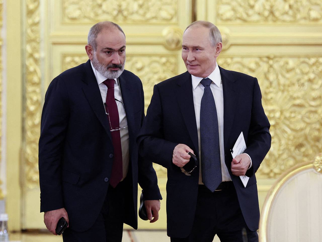 В Кремле раскрыли подробности разговора Путина с Пашиняном0