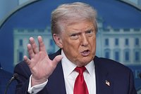 «Будет произведен некоторый обмен землей». Трамп объяснил, зачем ему встреча с Путиным и что ждет Зеленского после переговоров 