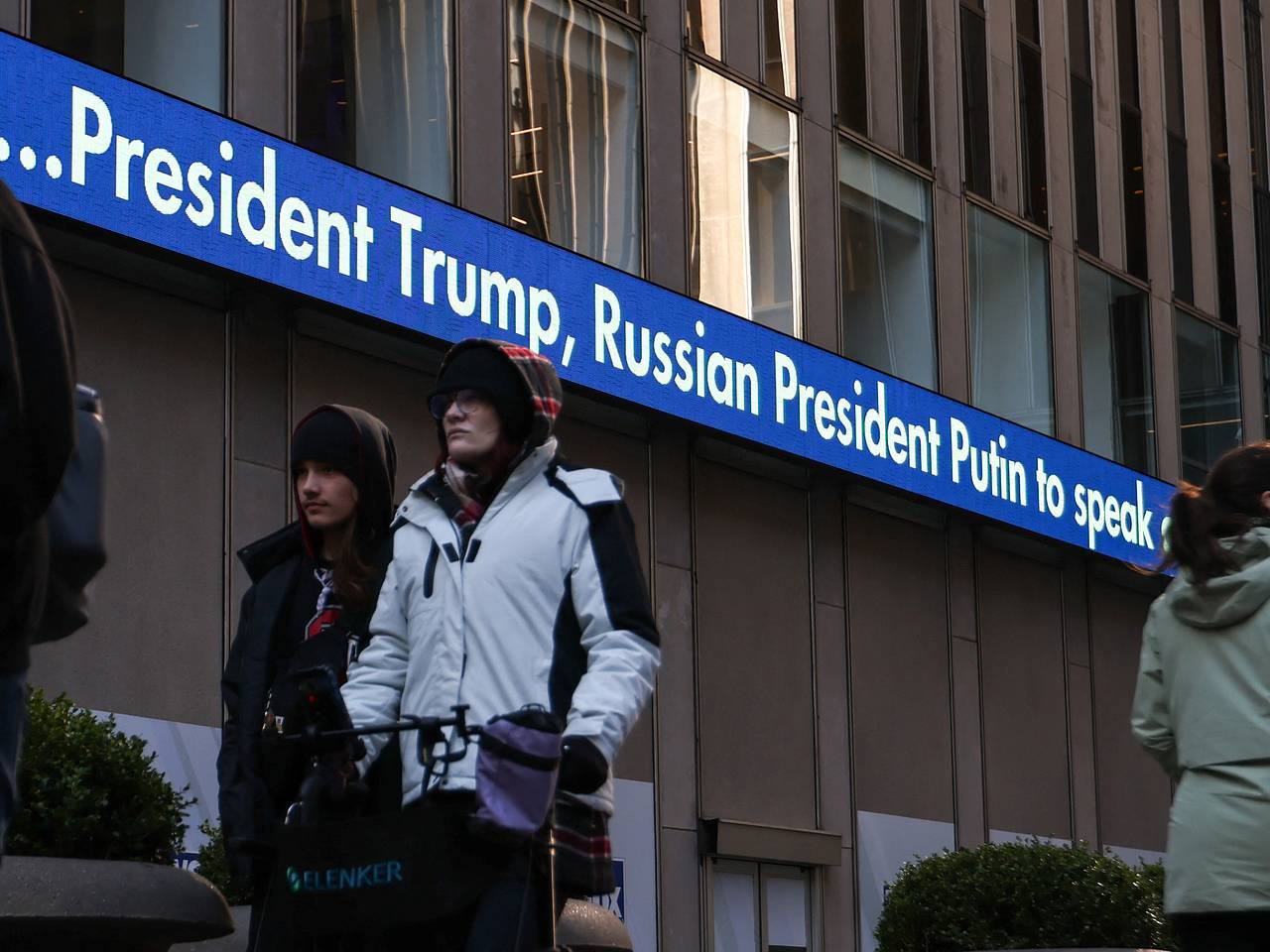На Западе уточнили место встречи Путина и Трампа0