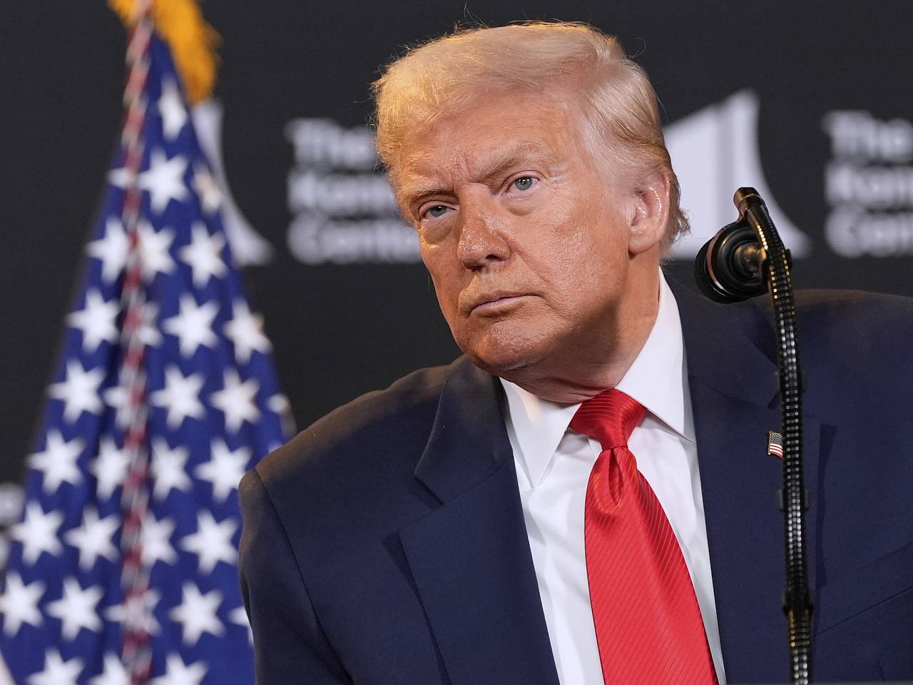 Трамп анонсировал трехстороннюю встречу с Путиным и Зеленским0