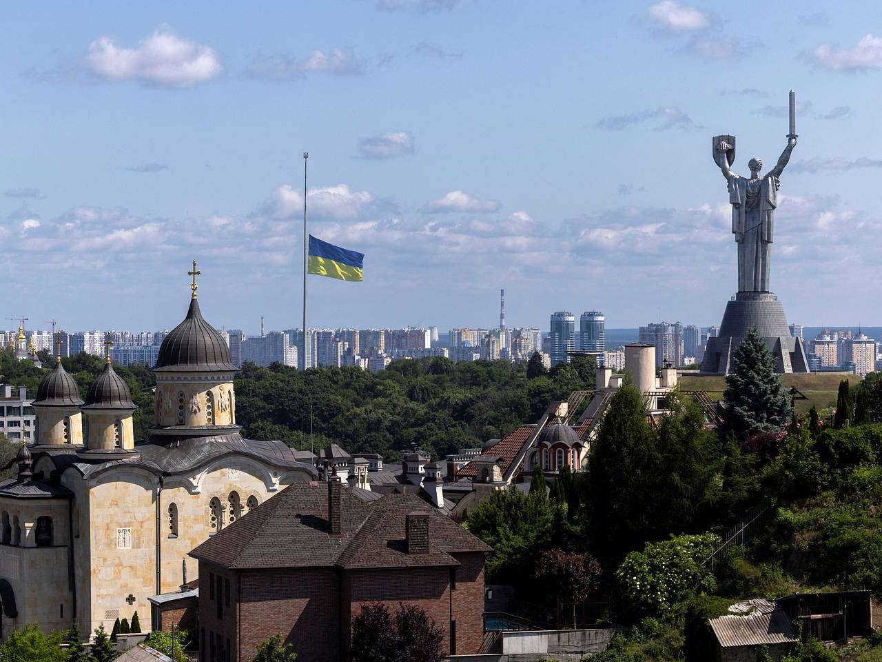 Британия изменила планы по Украине0