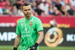 Игорь Акинфеев